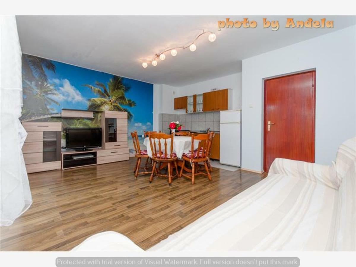 Apartment Andela *